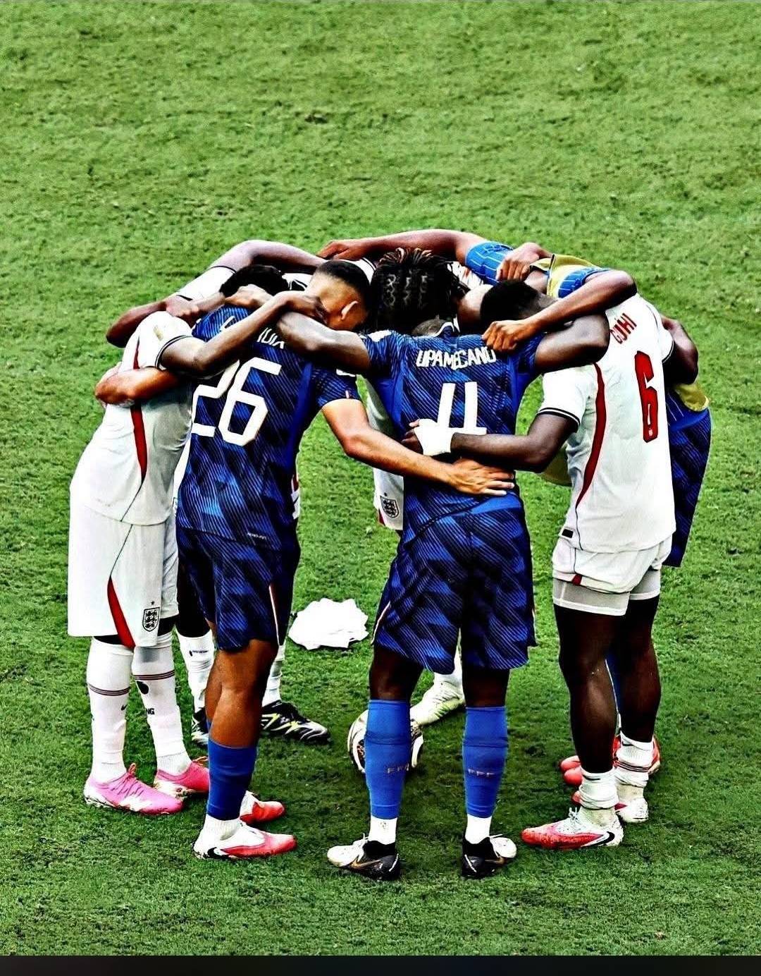 🤝❤️ THEY GOT IT ALL!
After the final whistle of the third-place match between England and France,...