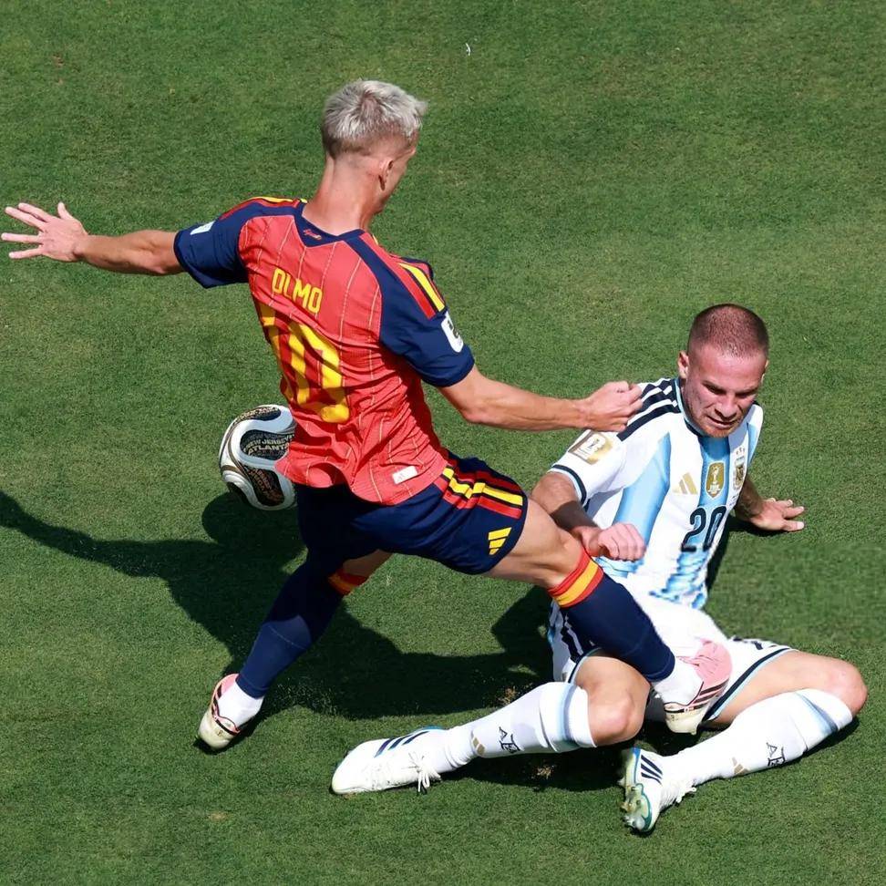 ๐จ ๐ก๐๐ช: Argentina are still yet to register a single shot in the match.
This marks the first time i...