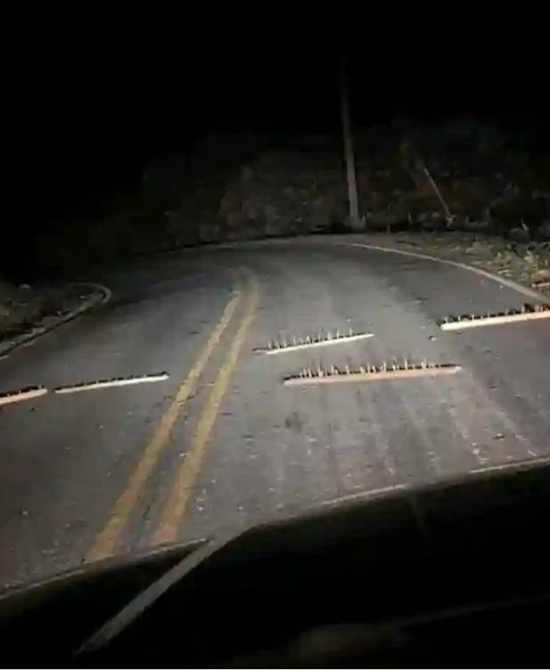 In a situation like this, what will you do as an experienced driver.