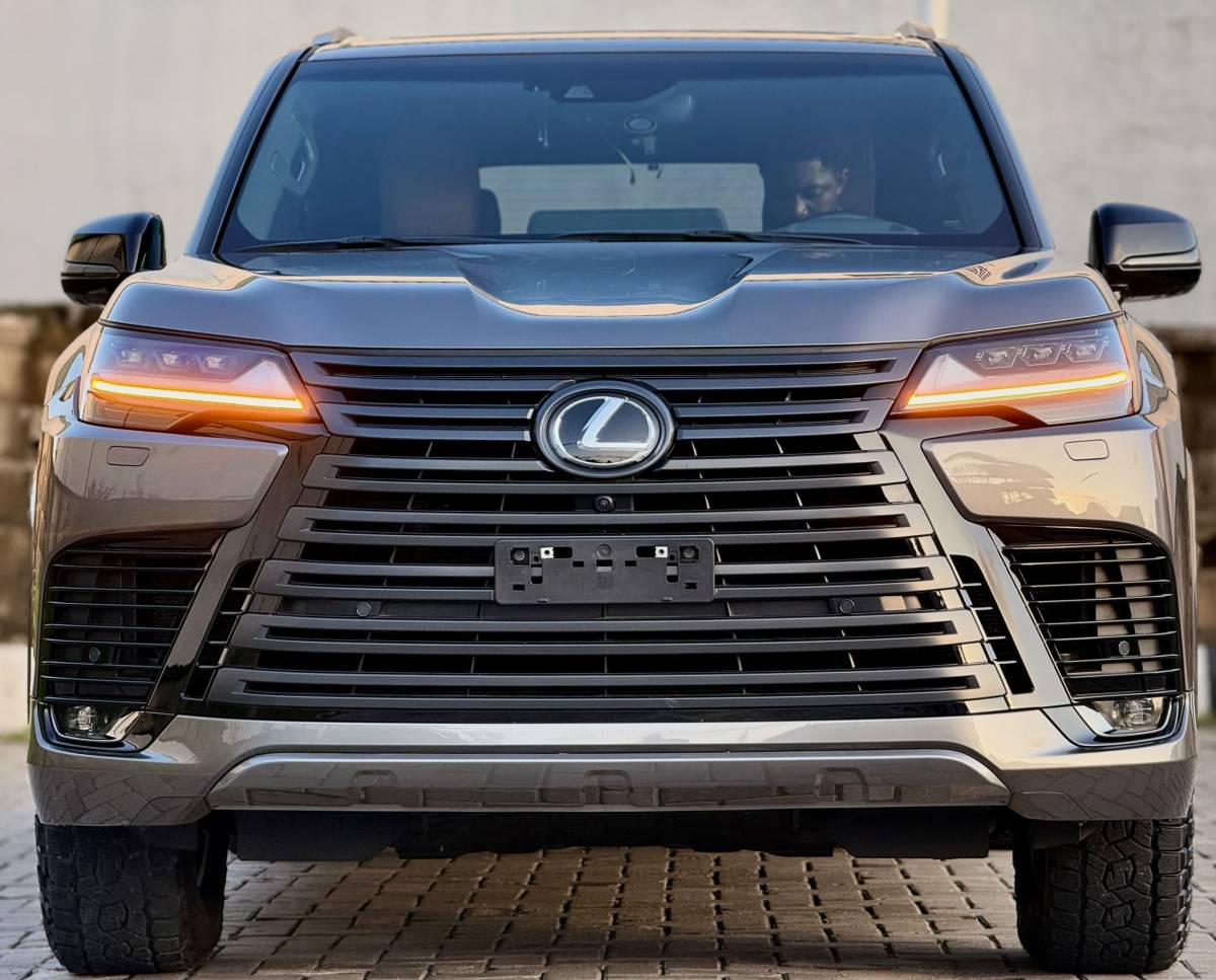 ๐ Best Deal in Nigeriaโผ๏ธ ๐
Fresh In ๐บ๐ธ 2024 Lexus LX600 Premium
Almost Brand New
100% Accident Fre...