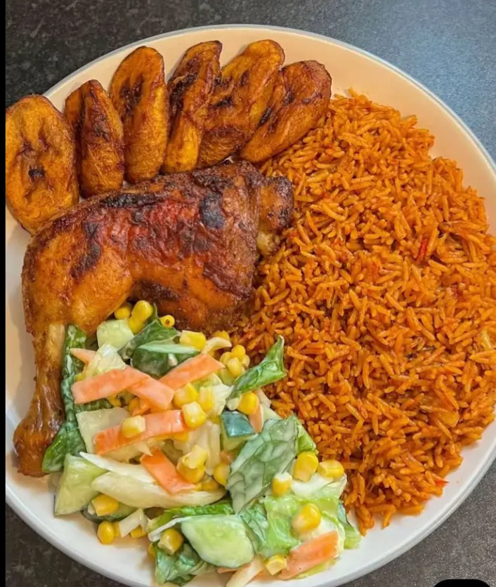 Sunday rice is ready. Bring ya spoons π