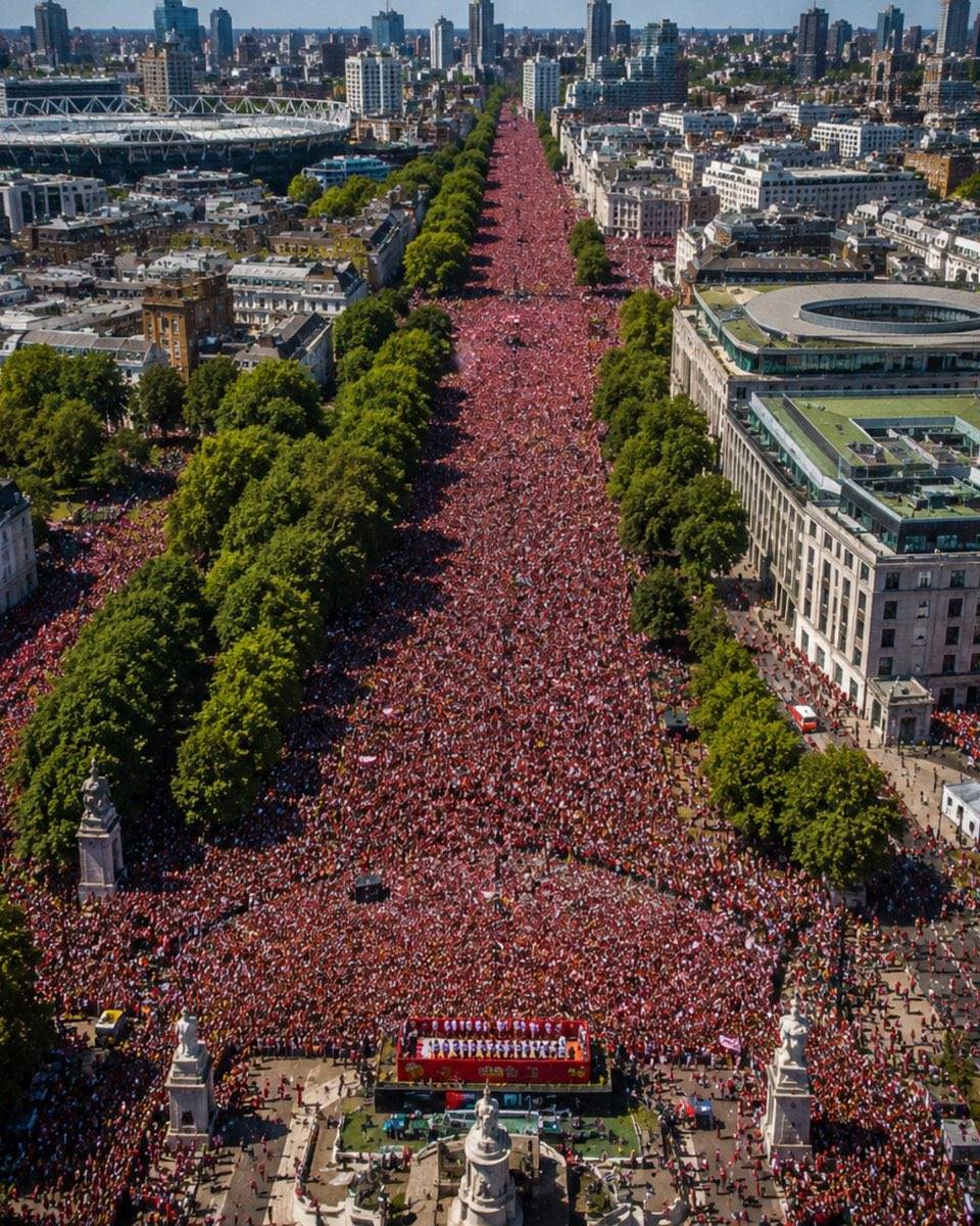 🔥 WIN OR LOSE… WE SHOW UP ❤️⚽
Yesterday didn’t go as planned… but today, the parade still went on...