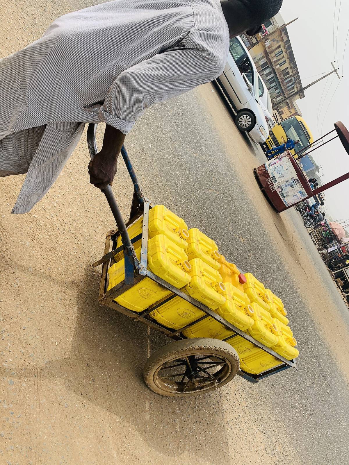 Street no easy, but hustle must continue πͺπ₯
No condition is permanent, keep pushing πΆββοΈβ¨