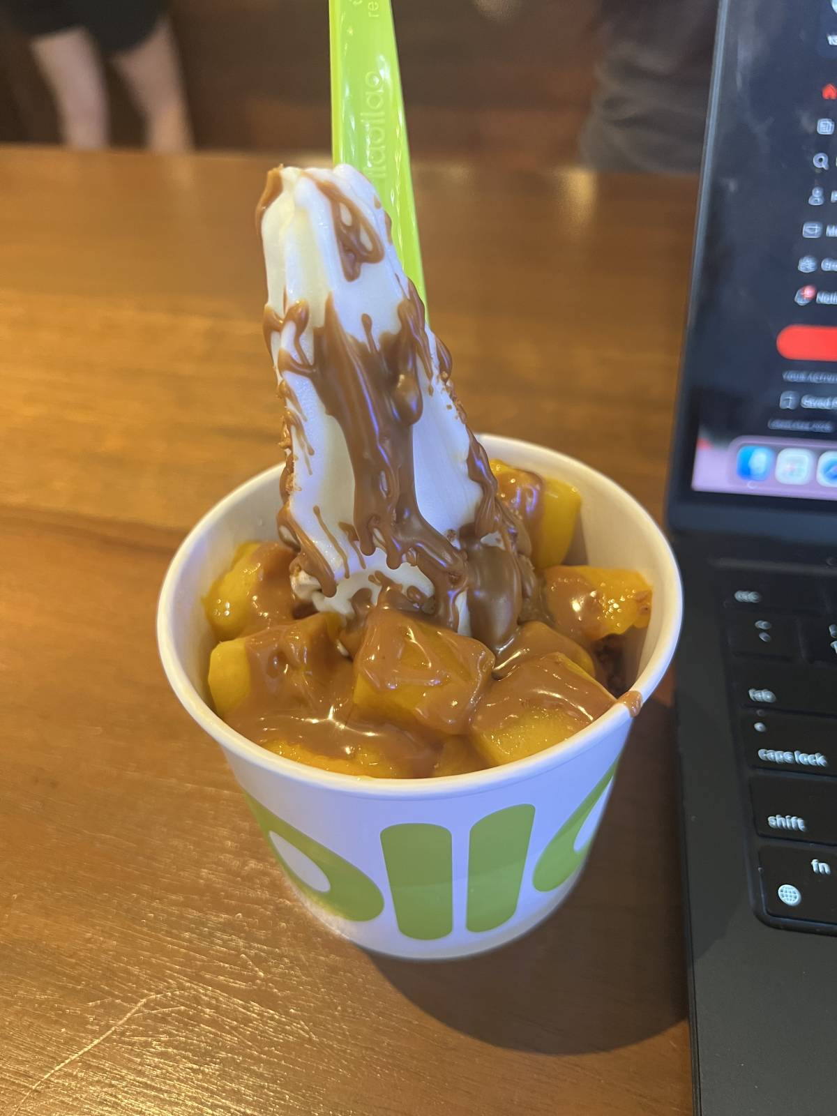Let’s eat Frozen Yogurt for this humid weather. 🥵
