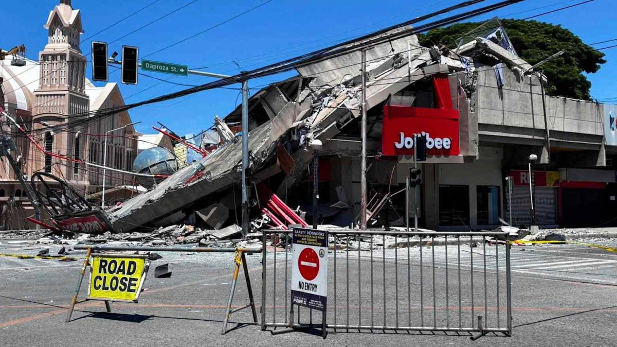 Earlier, a region in the Philippines hits with a 7.8 magnitude earthquake. Let's pray for the Philip...