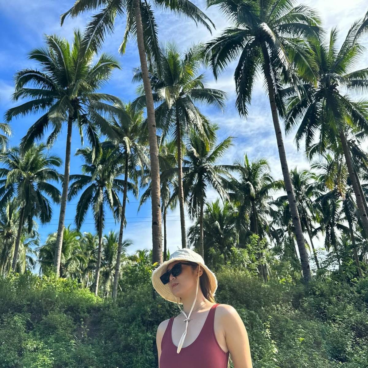Lost in the shade of paradise. ๐ด
#Lekeelekee