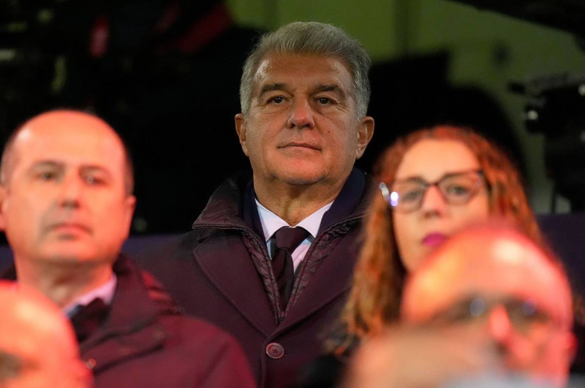 🚨 Barcelona president Joan Laporta: “We have made a very good offer for Julián Álvarez. After the W...