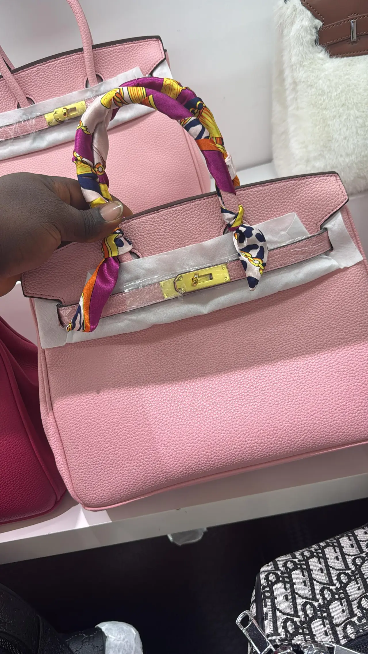 Contact me for your quality female bags
