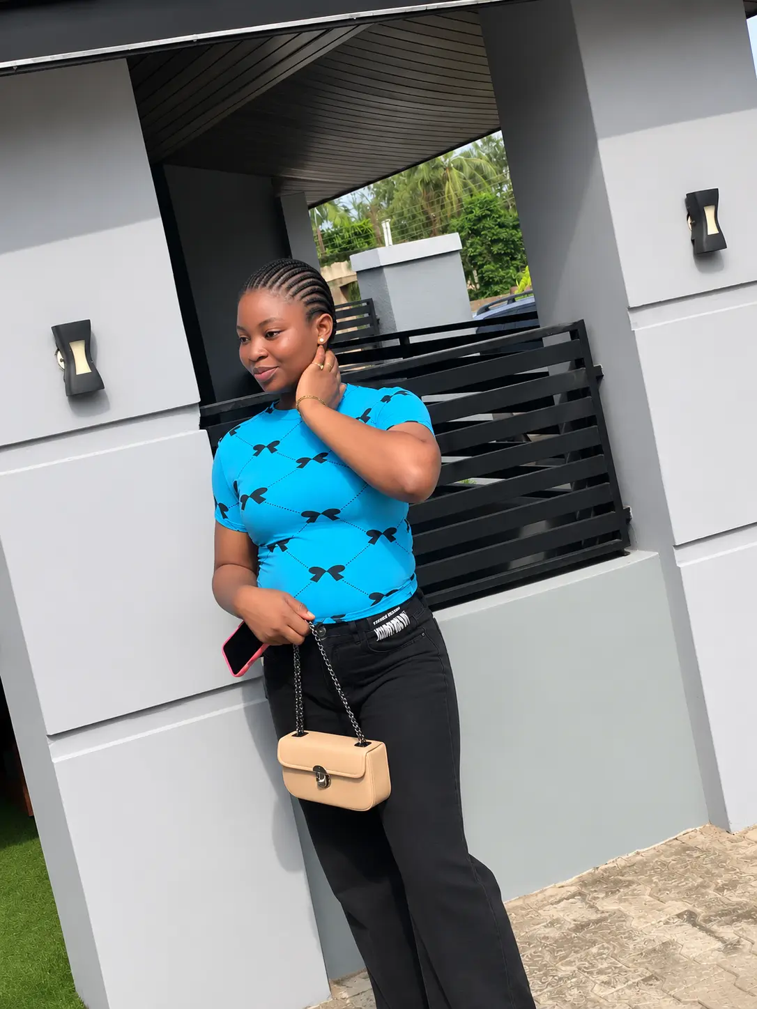Post by Ifeoluwa❤️🥰