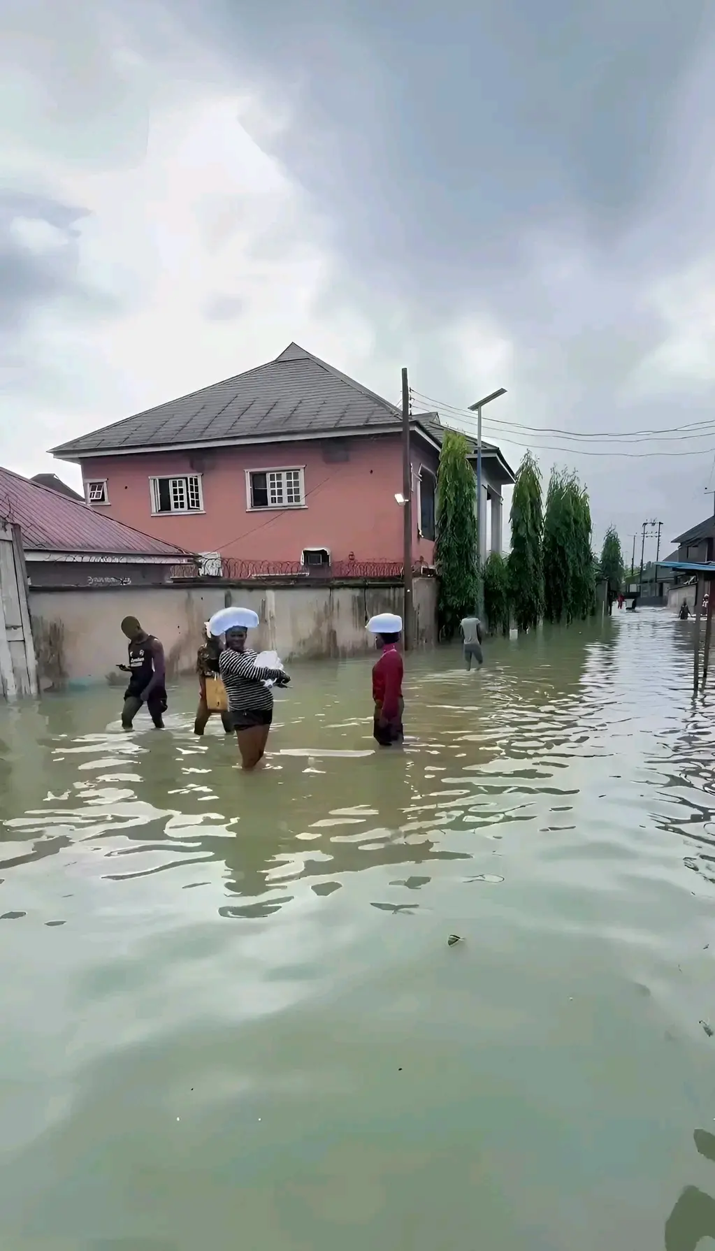 Happening in Port Harcourt
#LekeeLekee #Trending #Viral #CFC #portharcout