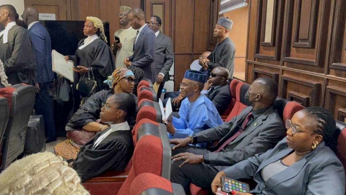 Tinubu is granting El Rufai bail after primaries have already been sorted out... ๐ฅ
It was part of...