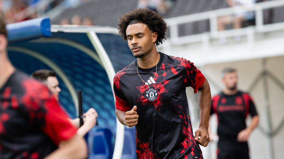 BREAKING:
Manchester United and Juventus have verbally agreed a transfer fee for Joshua Zirkzee but...