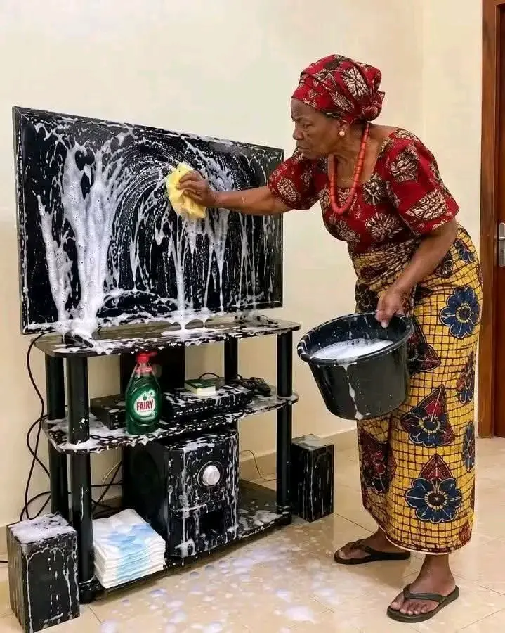 Your mother-in-law came for Omugwo yesterday, and this morning, she’s already cleaning the house. 😂...