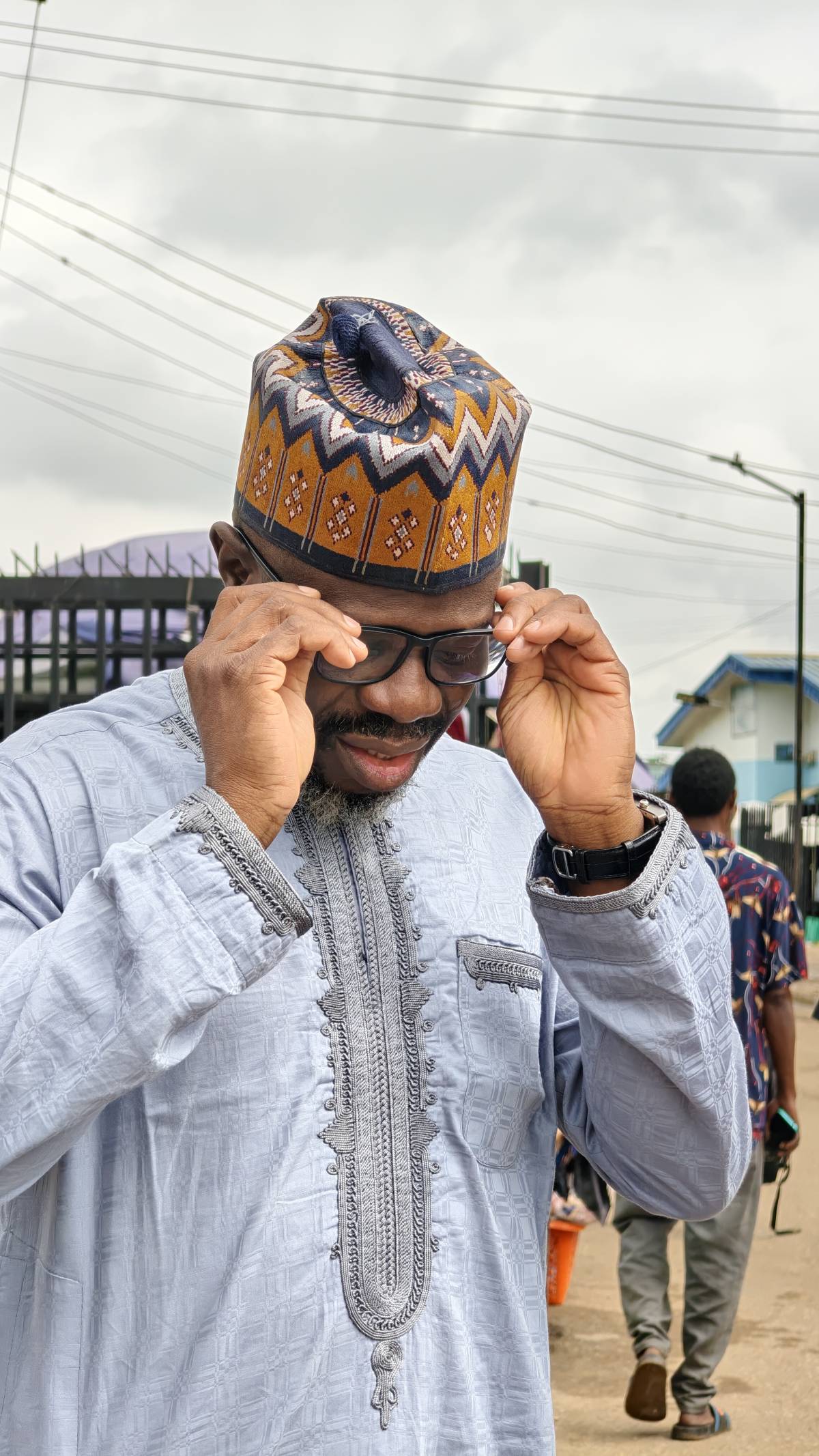 The fastest and easiest way to find happiness is to give others happiness. Be the "ONI SABABI IRE"