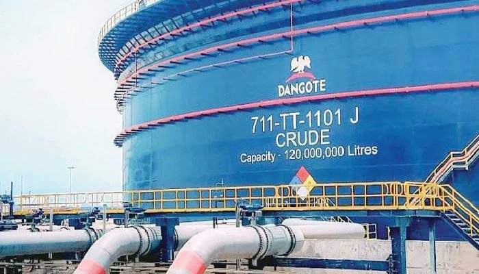 BREAKING: Dangote Refinery has confirmed the successful completion of a $2.5 billion private placeme...