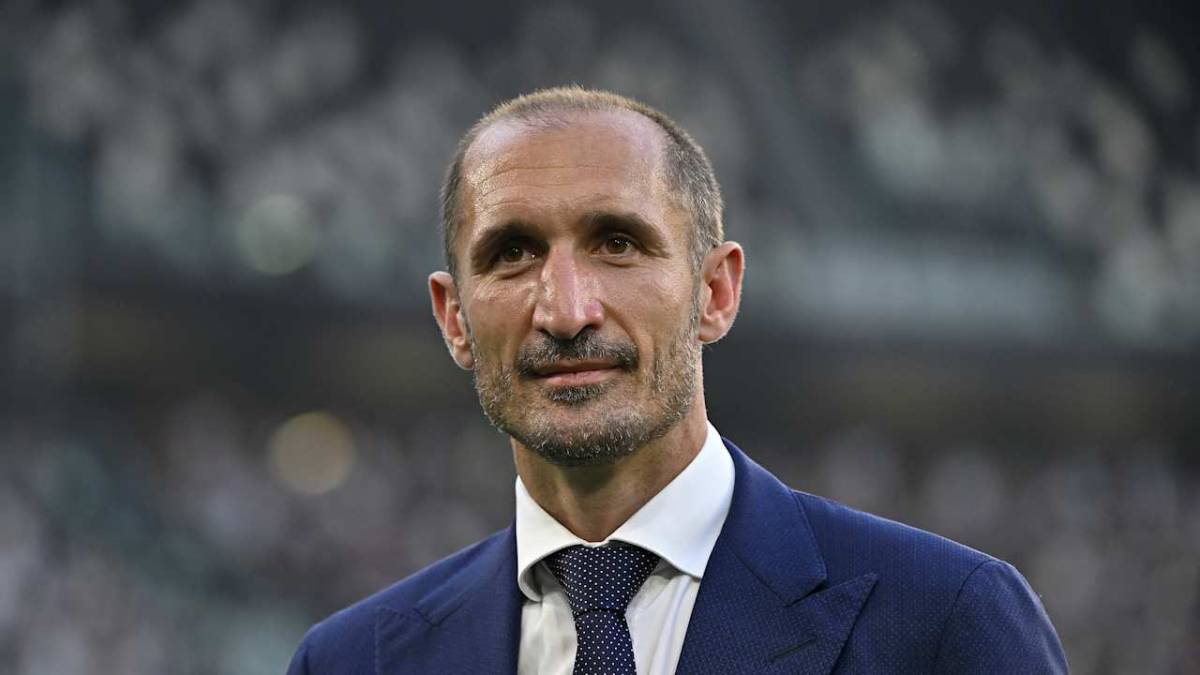 BREAKING: “I am very happy with my role at Juventus”.
~Italian Legend Giorgio Chiellini plays down...