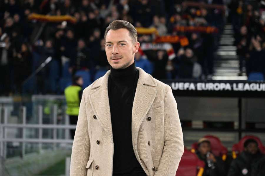 BREAKING: Former RB Salzburg manager Matthias Jaissle, is the top candidate and in advanced talks to...