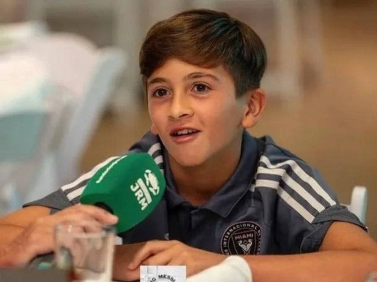 “I want to play for Argentina and one day I want to play with Lamine Yamal”
~Lionel Messi's son Thi...