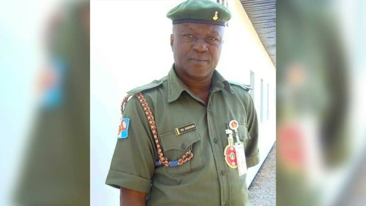 BREAKING: Terrorists Attack Karshi, Abuja, Warrant Officer Feared Dead..
Retired Nigerian Army Mast...