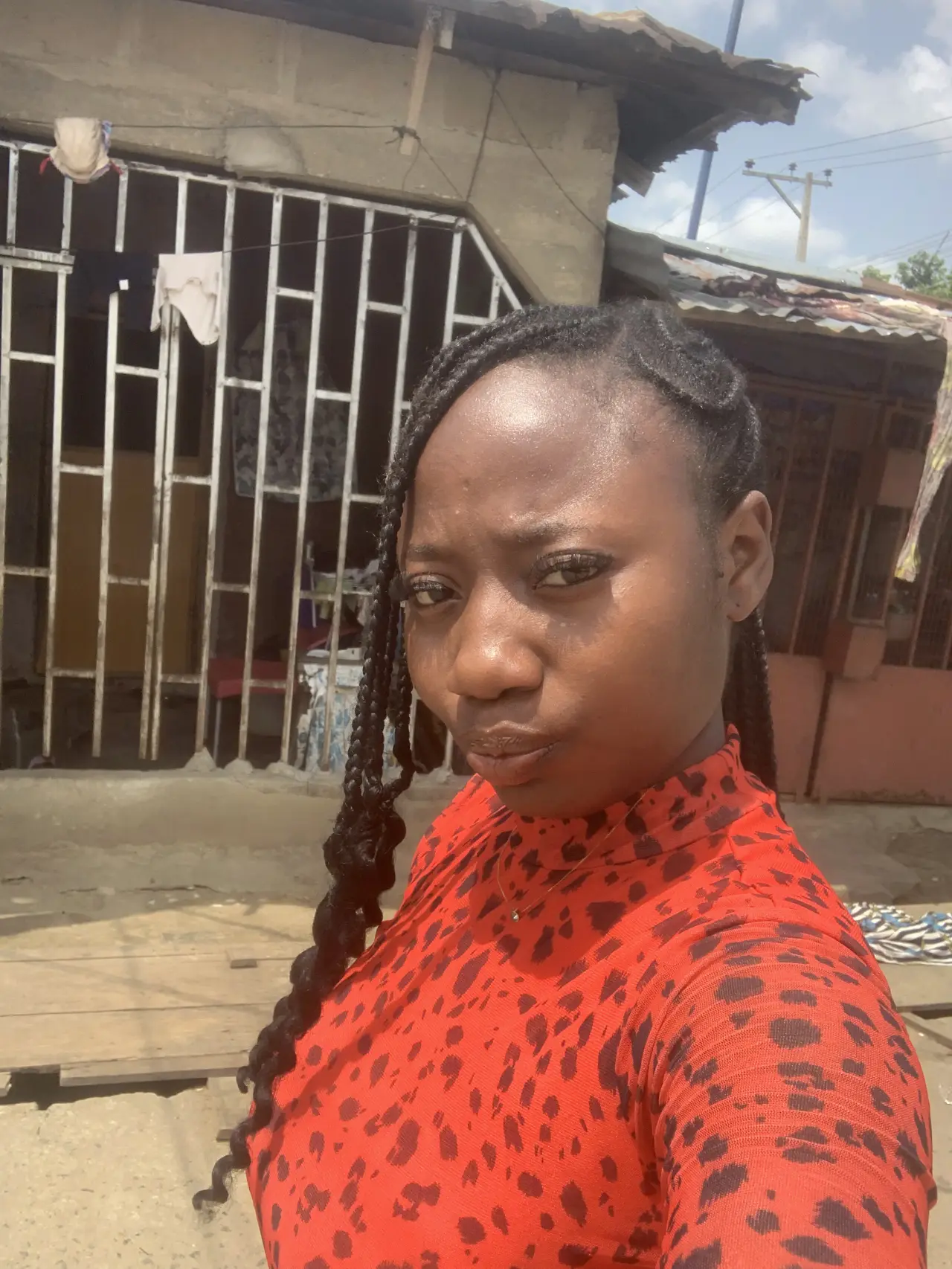 Hi guys am new here🥰🥰