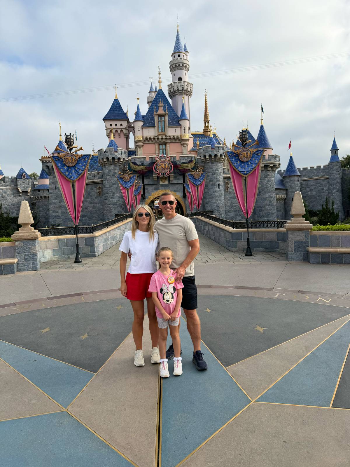 Happy family = happy father
