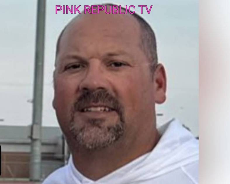 https://pinkrepublic12.blogspot.com/2026/05/texas-high-school-track-coach-in.html?m=1