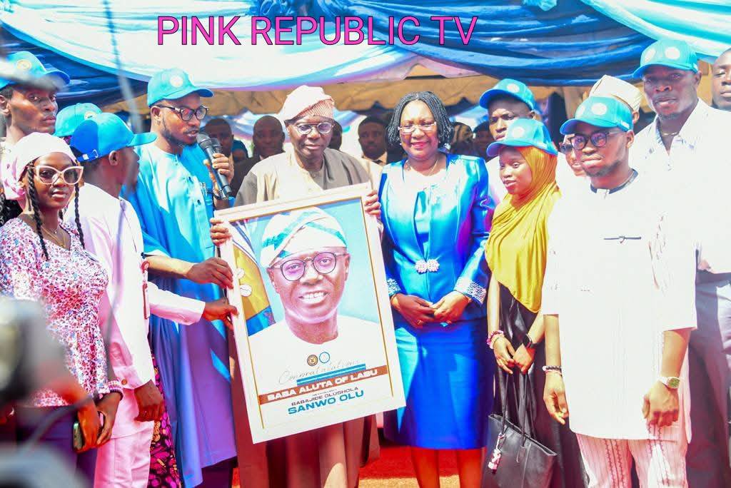 https://pinkrepublic12.blogspot.com/2026/05/gov-sanwo-olu-excited-as-lasu-retains.html?m=1