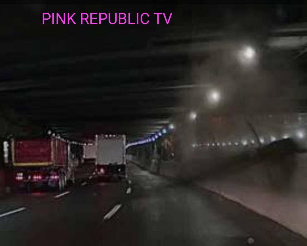 https://pinkrepublic12.blogspot.com/2026/05/driver-hospitalized-after-debris-falls.html?m=1