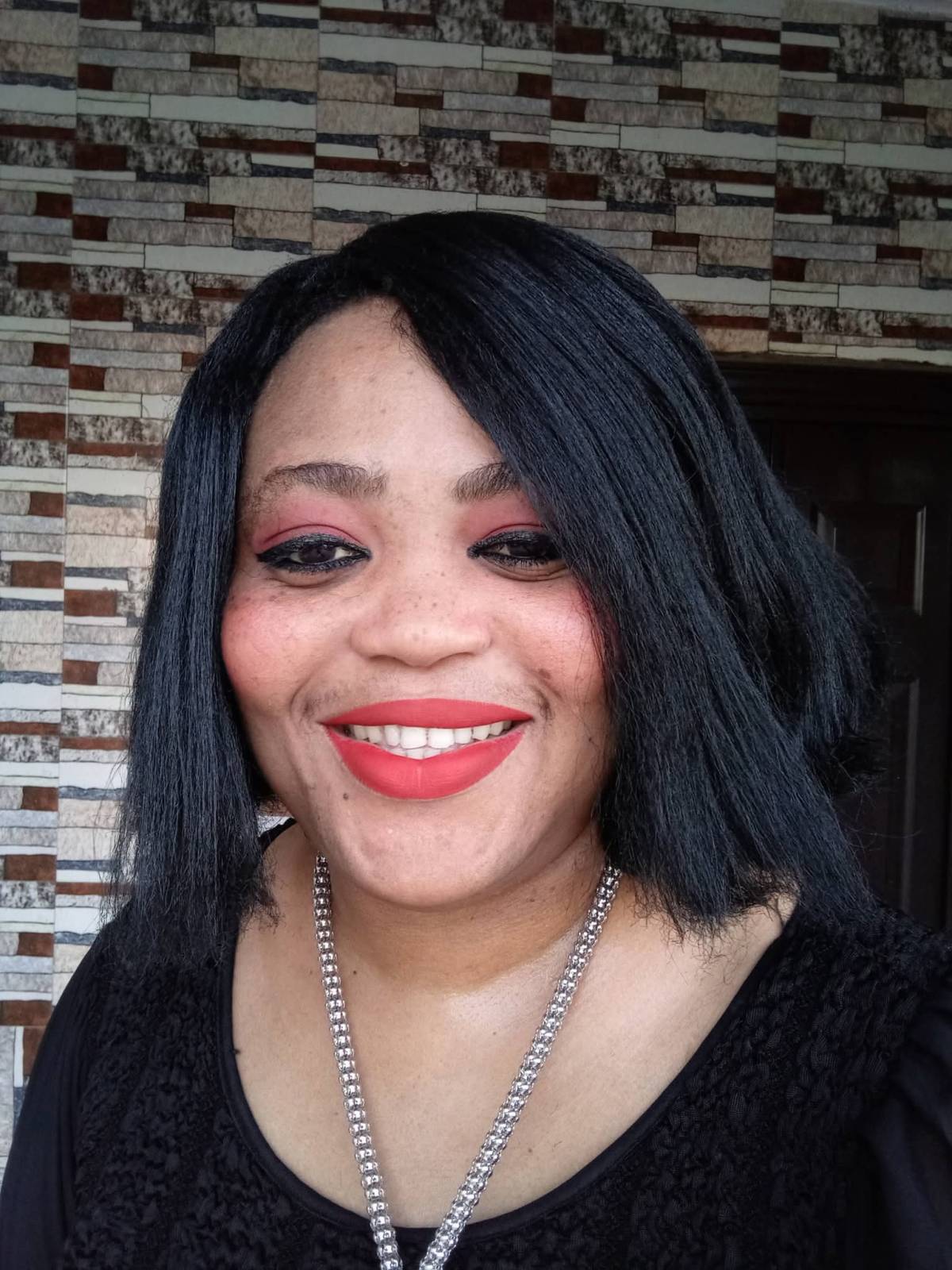 My complete Sunday look: Good morning and happy Sunday to you all