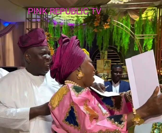 https://pinkrepublic12.blogspot.com/2026/06/ex-governor-akinwunmi-ambode-sparks.html?m=1
