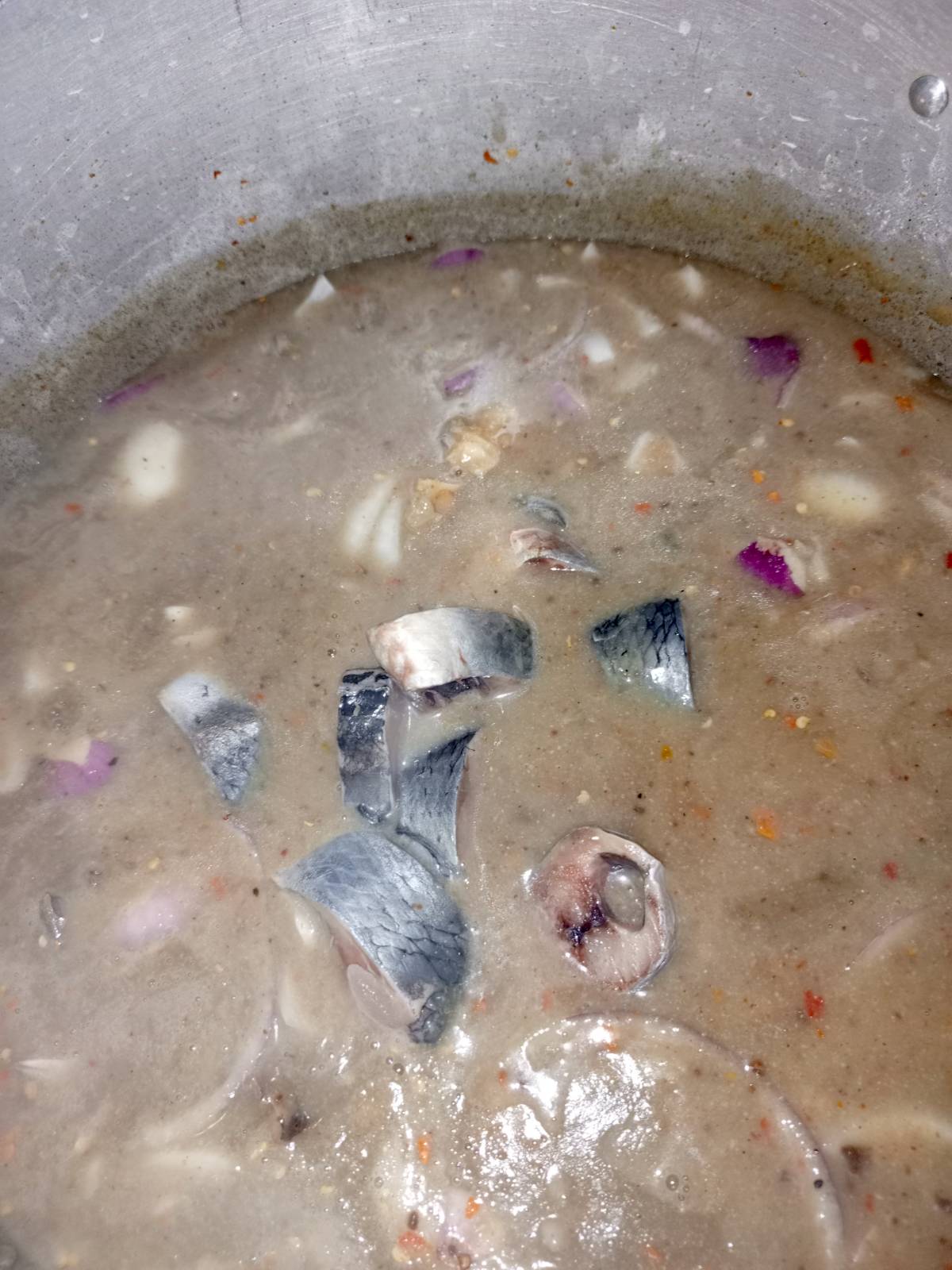 I am cooking two things at the same time and blogging by the side: Butter tomatoes stew and NSALA So...