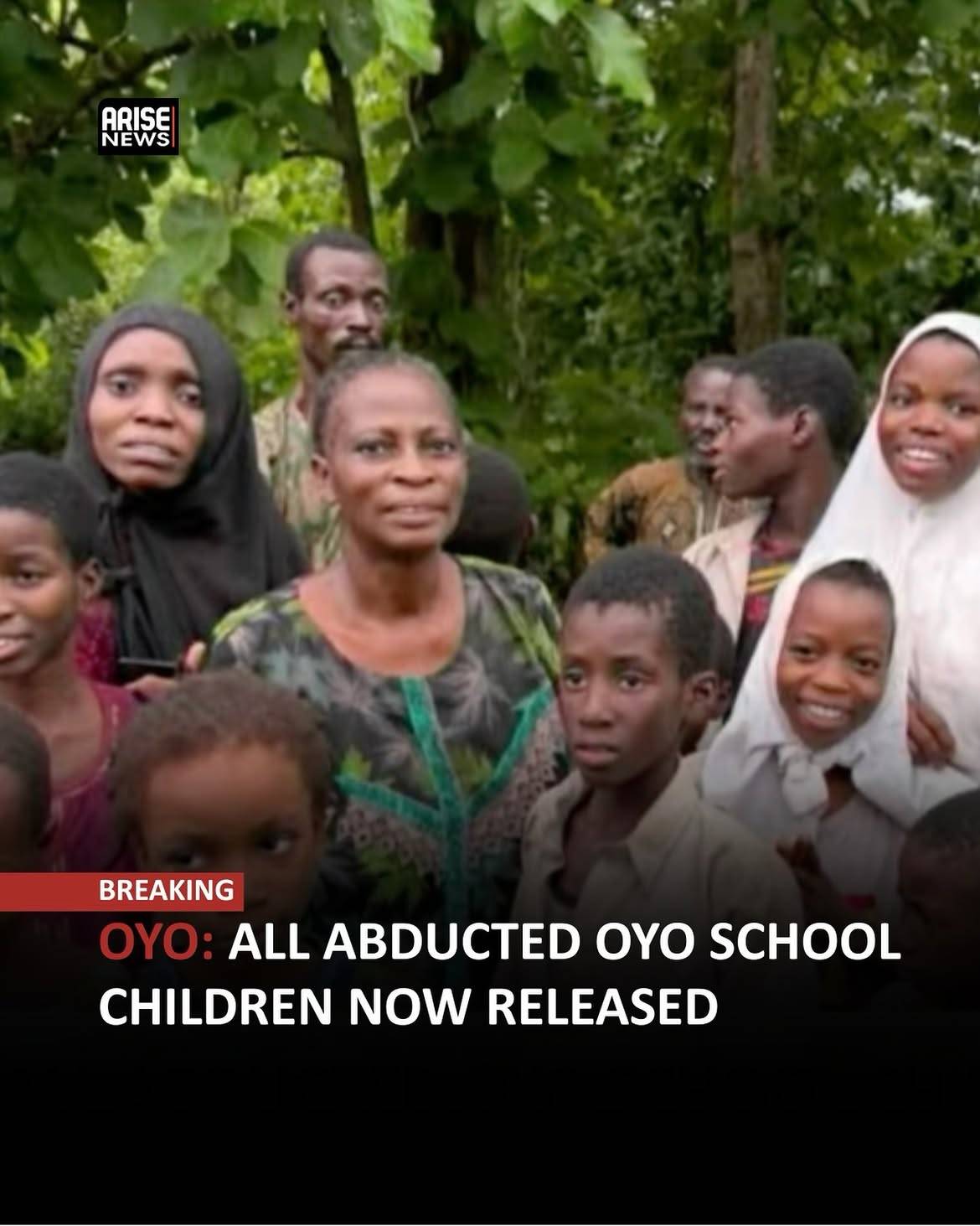 BREAKING: ALL ABDUCTED OYO SCHOOLCHILDREN, TEACHERS RESCUED
All the schoolchildren and teachers abd...