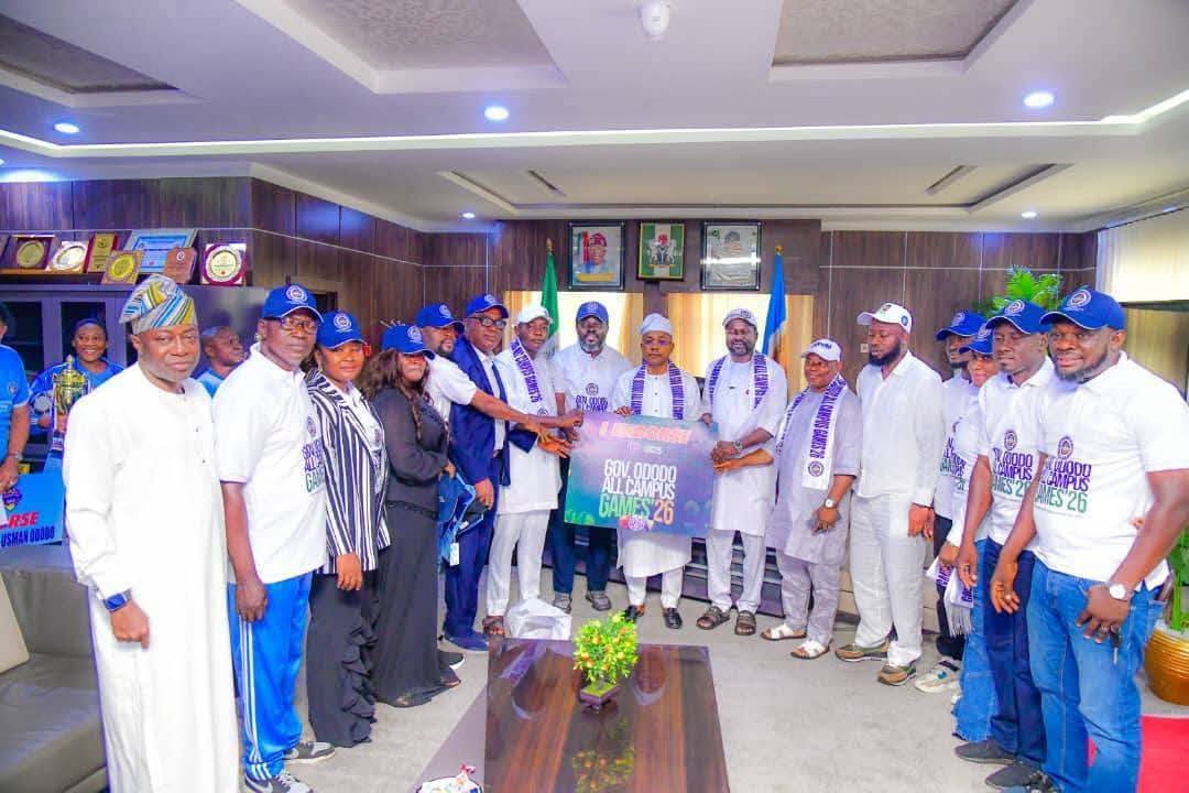 Kogi Athletes Donate ₦5M for Ododo's 2027 Re-election Bid
https://corenewsnetwork.ng/kogi-athletes-d...