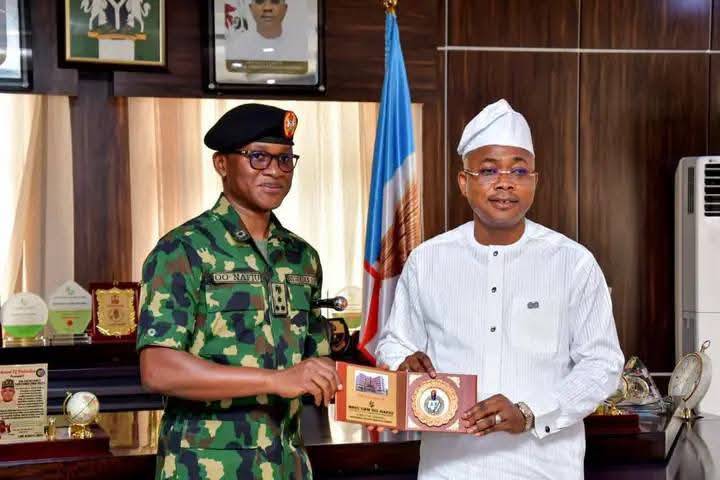 Governor Ododo Pledges Enhanced Welfare, Security For Corps Members
https://corenewsnetwork.ng/gover...