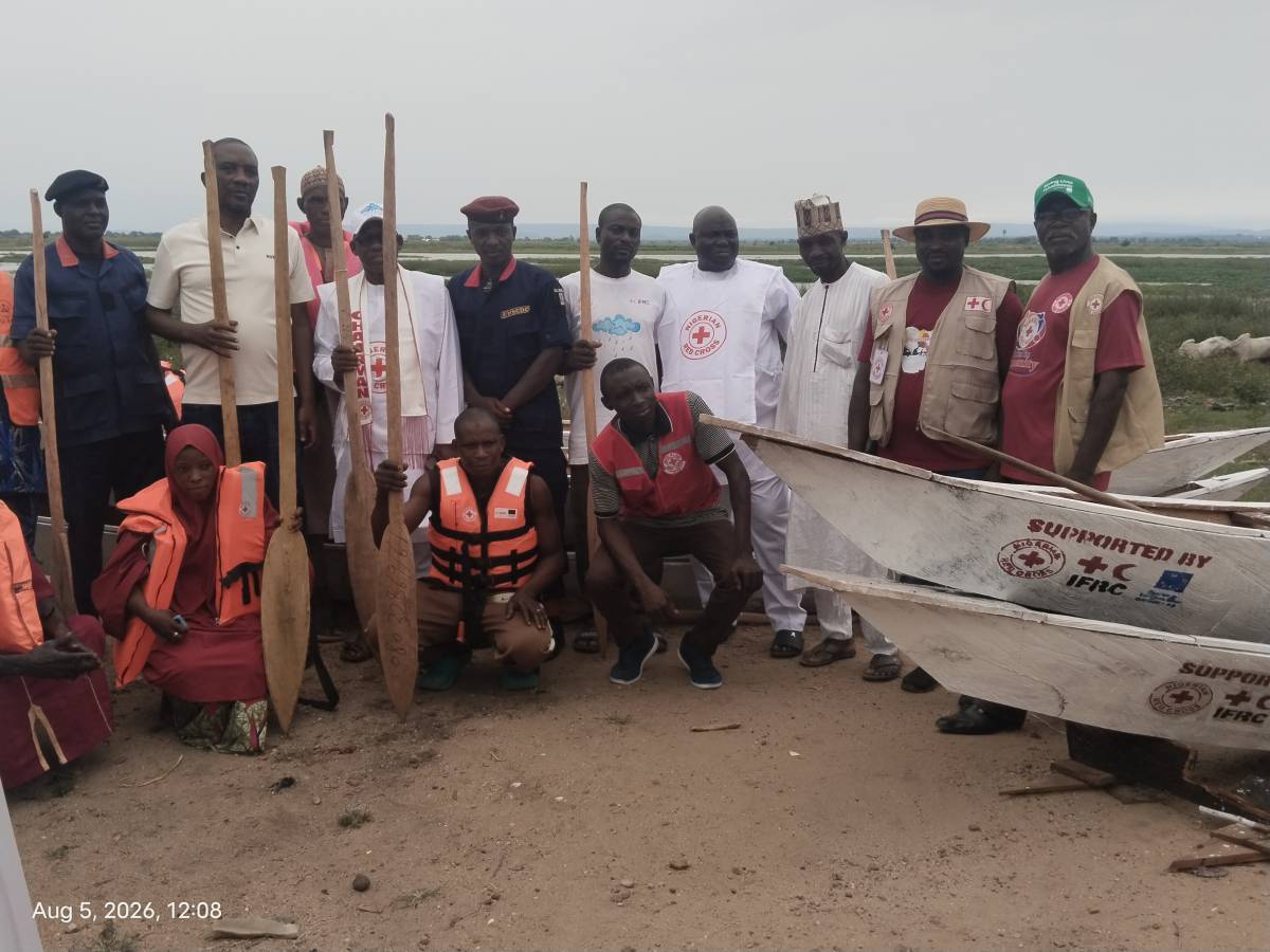 Kogi Red Cross Donates Canoes to Flood-Prone Communities, Boosts Disaster Preparedness
https://coren...