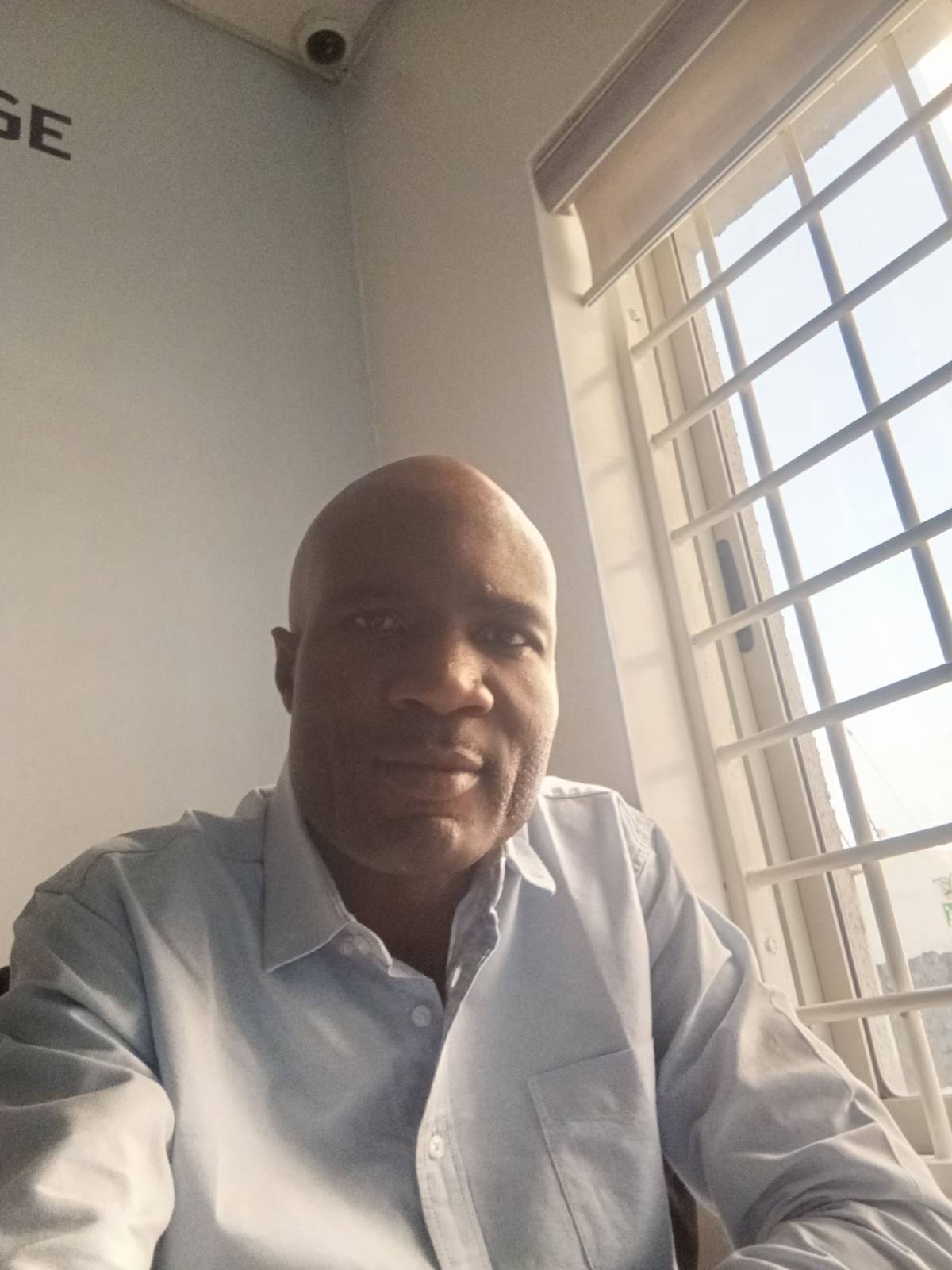 Good evening everyone.
It's good to be here on our own Nigerian Lekeleke app. Let's support our own.