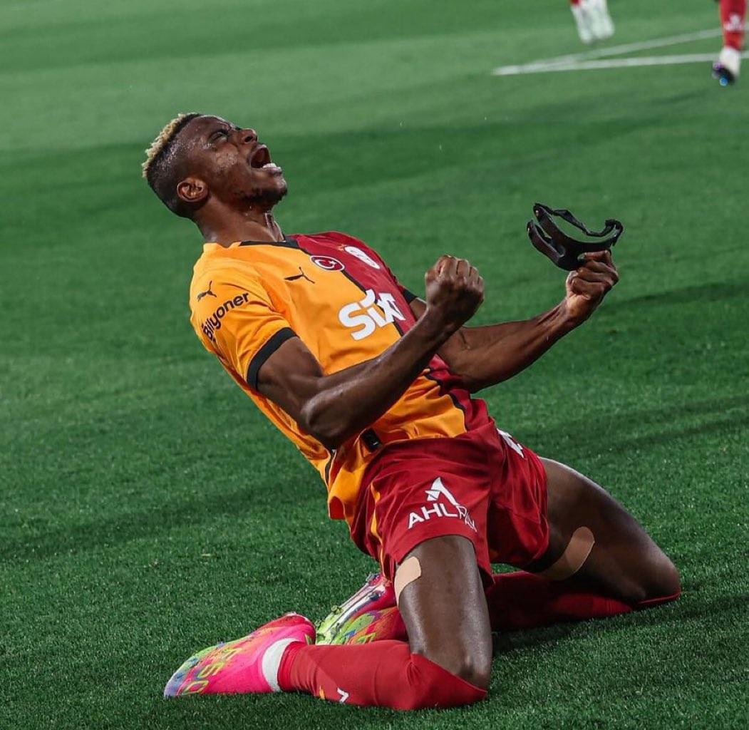 Victor Osimhen with a goal for Galatasaray to make it 0-3 against Rizespor🦅🇳🇬🔥