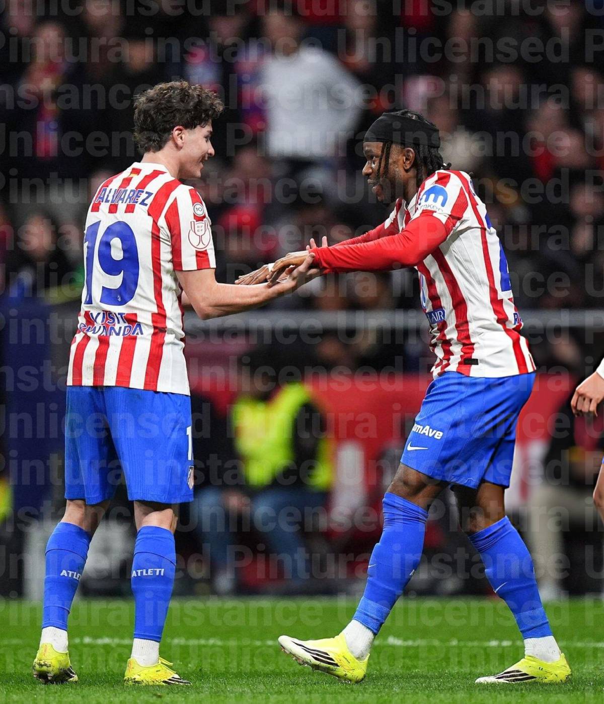 33' Lookman scored
33' Julian AIvarez assisted
45' Julian AIvarez scored
45' Ademola Lookman assist...