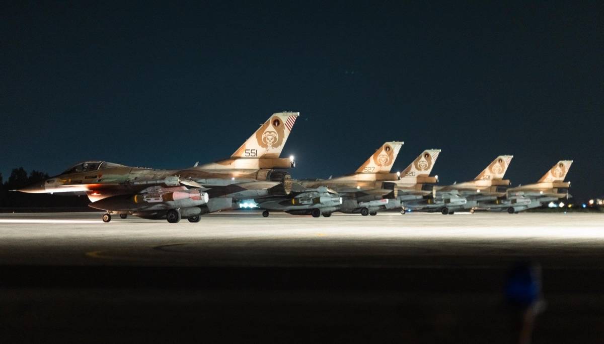 Israeli media: Israeli Air Force on high alert ๐จ
Given the diminishing prospects for an agreement...