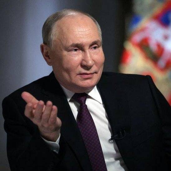 JUST IN:
Iran agreed in December to a secret €500 million arms deal with Russia to purchase thousa...
