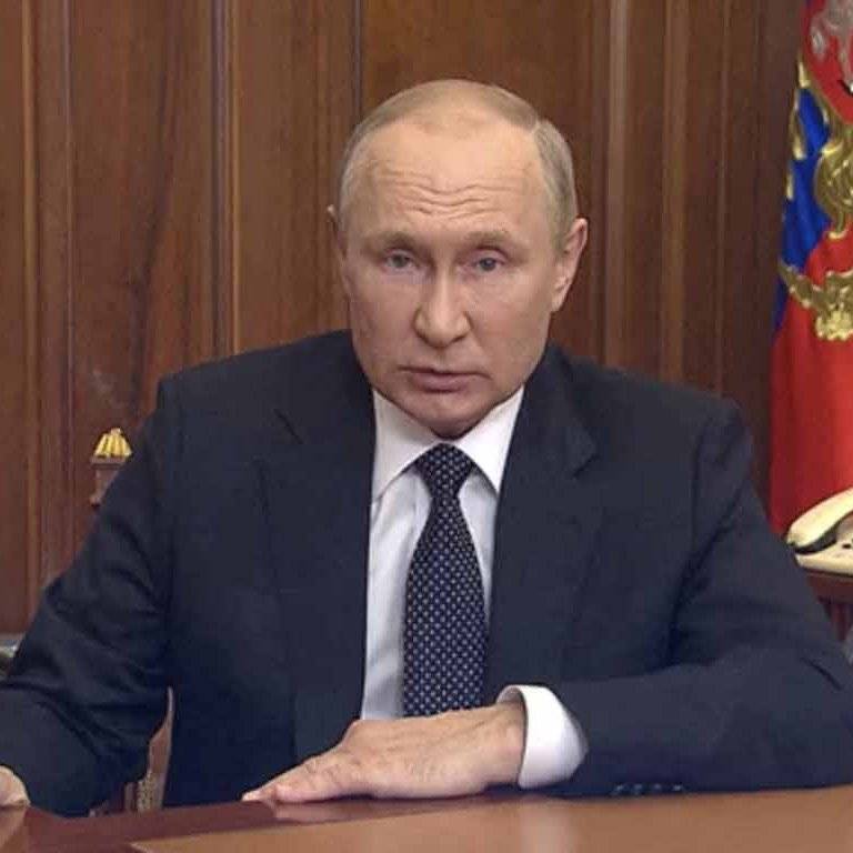 Putin orders breaking the U.S. oil embargo on Cuba.
According to reports, the Russian tanker Sea Ho...