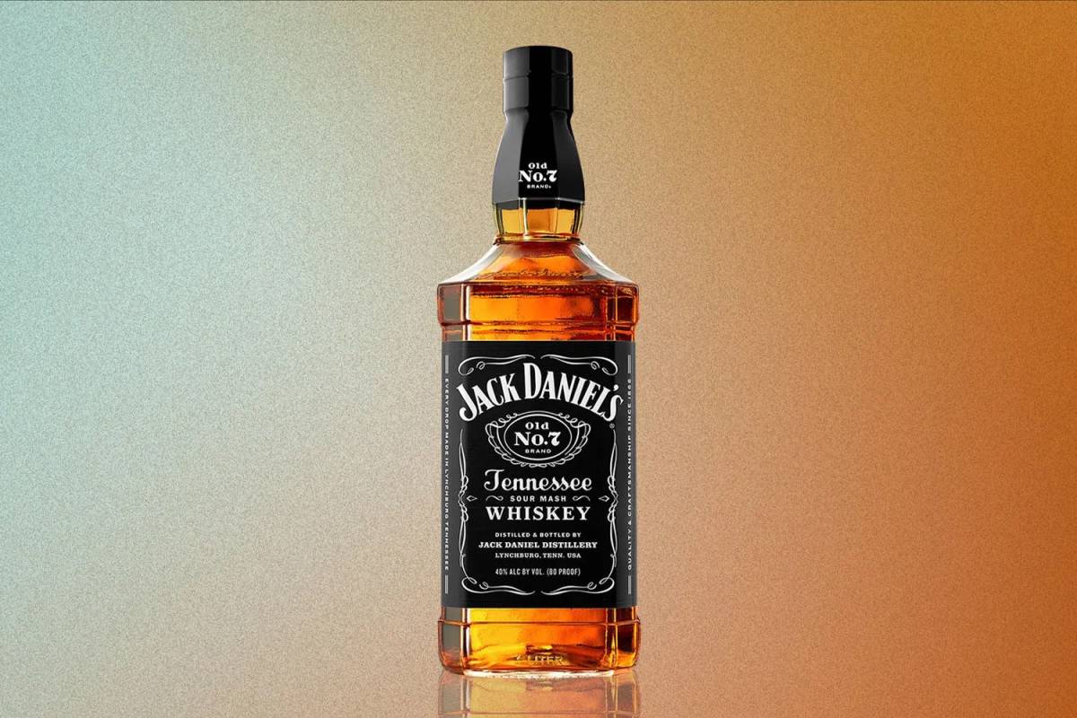 Alcohol industry has lost $830,000,000,000 over the past 4 years as Gen Z cuts back on drinking.