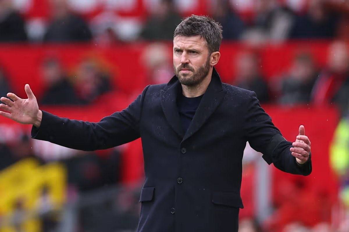 🚨👀 Manchester United will be in the market for a left winger in the summer, Michael Carrick confir...