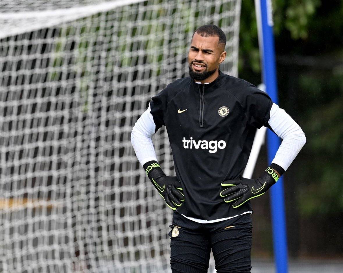 🚨🔄 No injury for Robert Sánchez but a techical decision by Liam Rosenior to play Jorgensen in Chel...