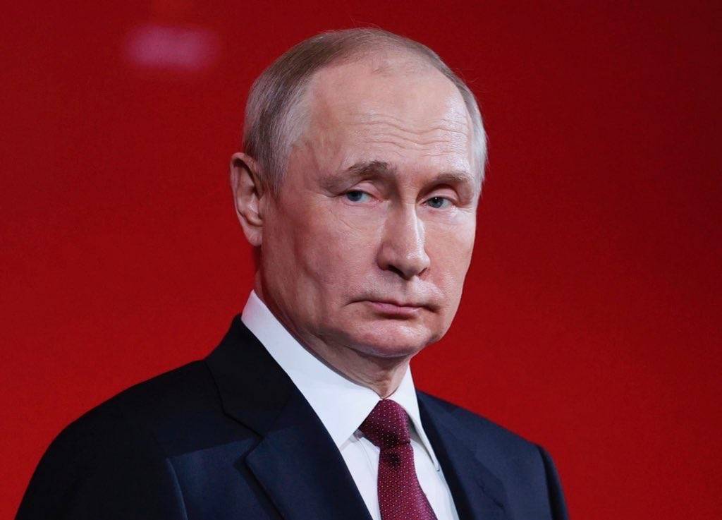 JUST IN: πΊπΈπ·πΊ President Trump rejects President Putin's proposal to move Iran's enriched uranium to...