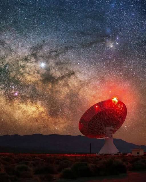 ๐จ: Scientists have detected a "giant laser" coming from 8 billion light-years away, and the signal...