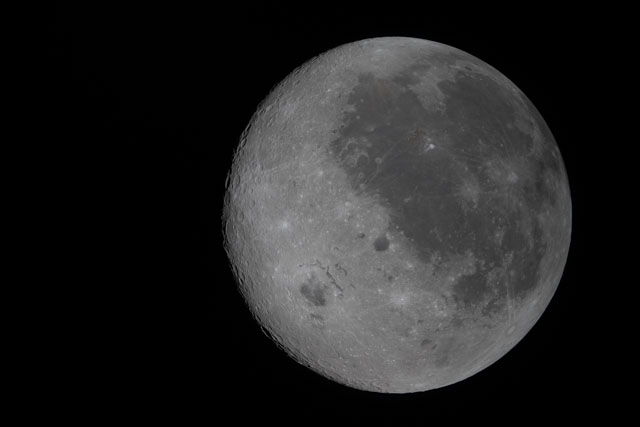 Make new friends, but keep the old.
A new photo captures the Moon's near side on the right (the sid...