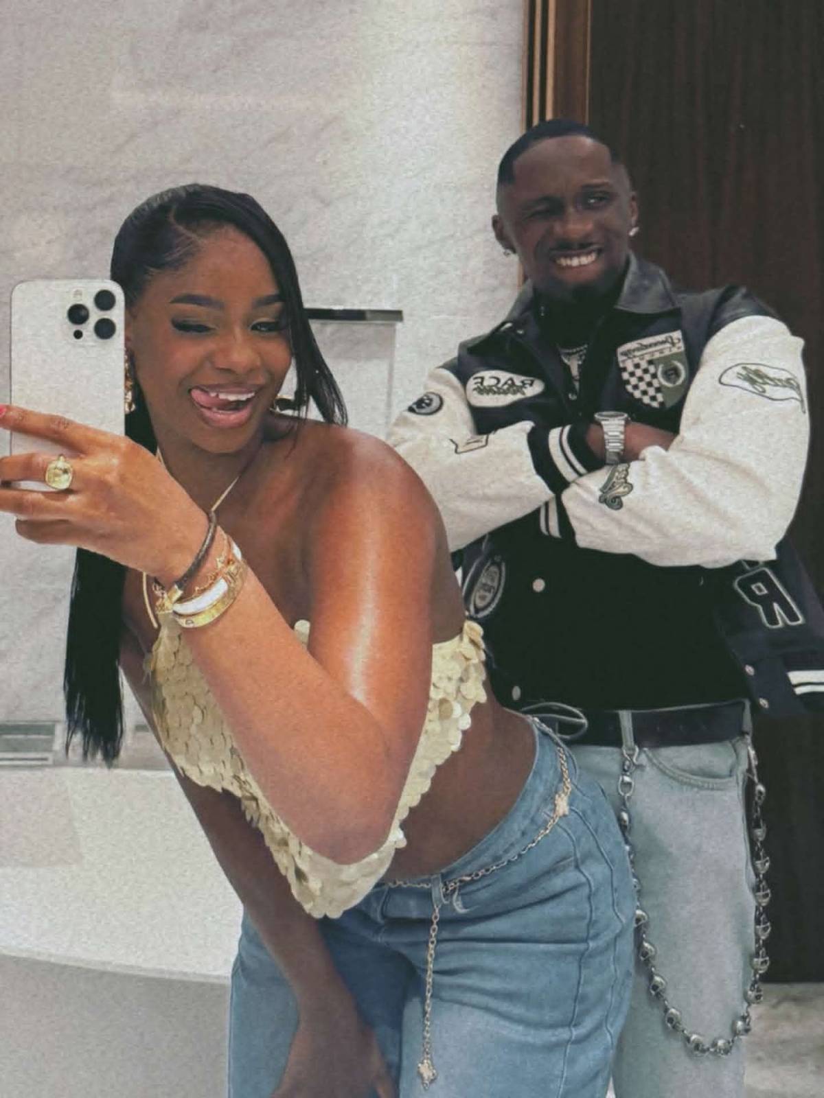 It's a season of Love ❤️
Take your partner out and make them feel special 🤗