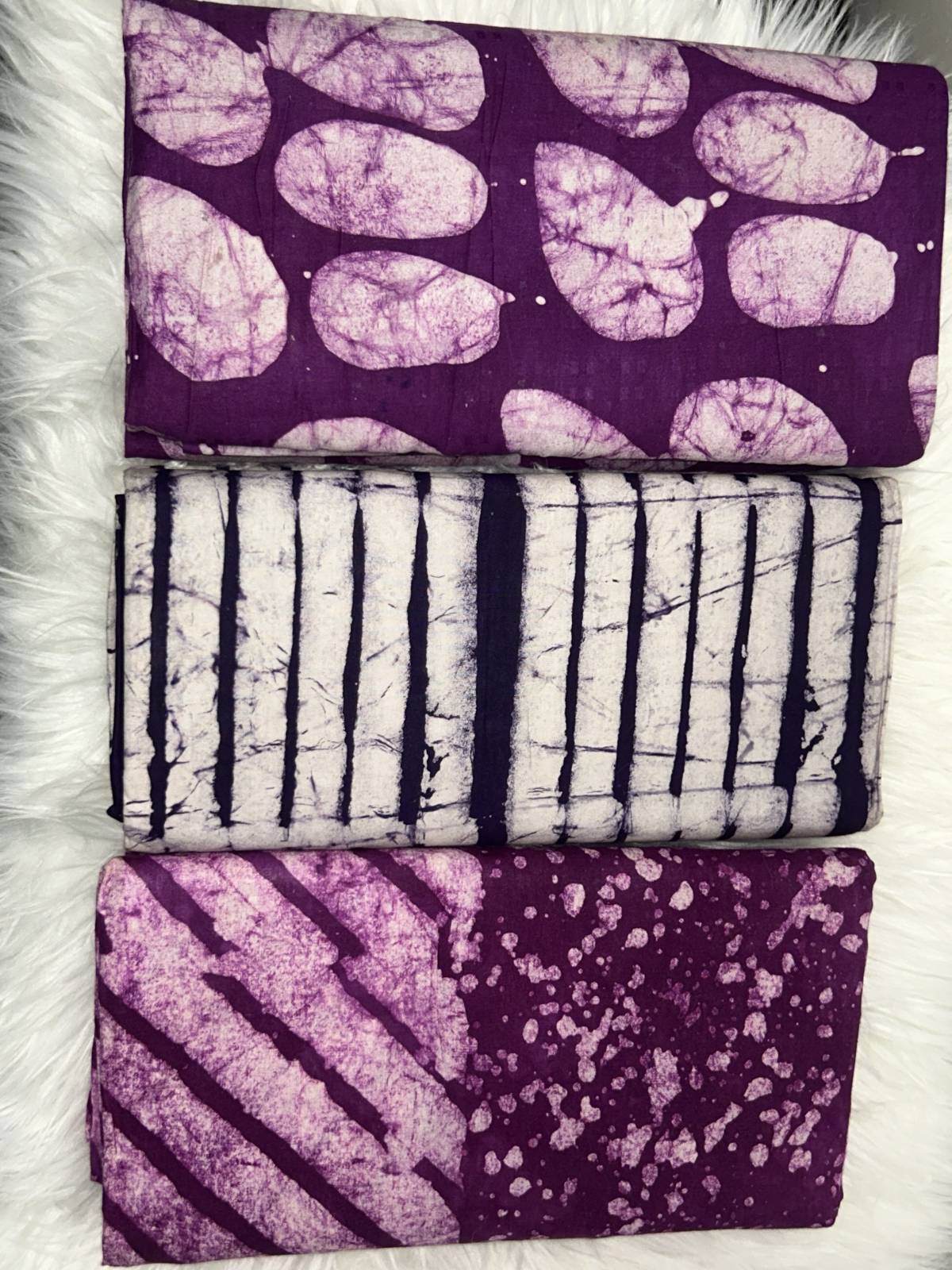 For your top notch and stunning Adire Fabrics. Iโm your reliable vendor. IG @beelahfabrics_ng. Promp...