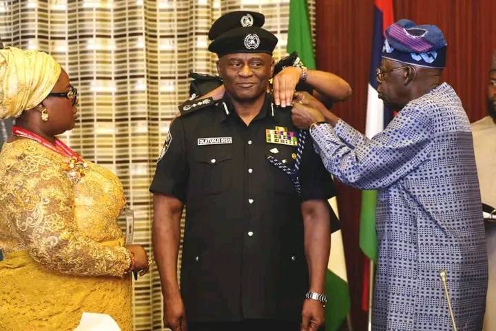 PHOTOS: Restore discipline, combat banditry, Tinubu charges new Acting IGP Disu
President Bola Tinu...